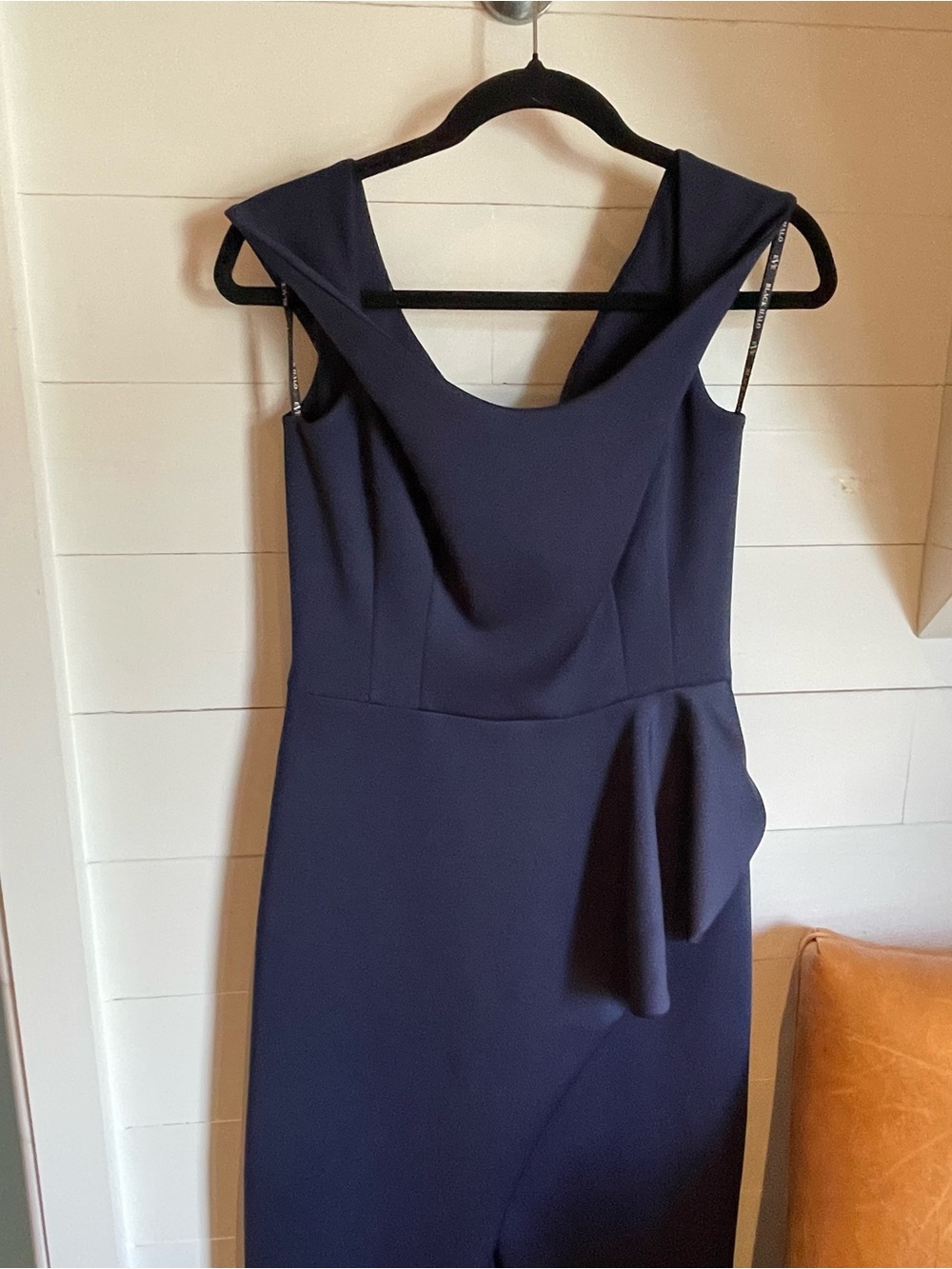 Black Halo Midnight Navy Sleeveless V-Back Maxi Gown - Picture 3 of 8